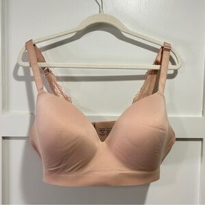 Enbliss luxe lace bra by Soma 42D